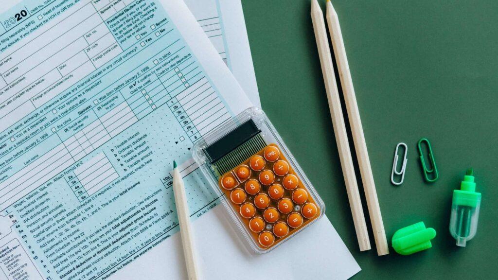 How Bookkeepers Help File Your Small Business Tax Returns At The End of